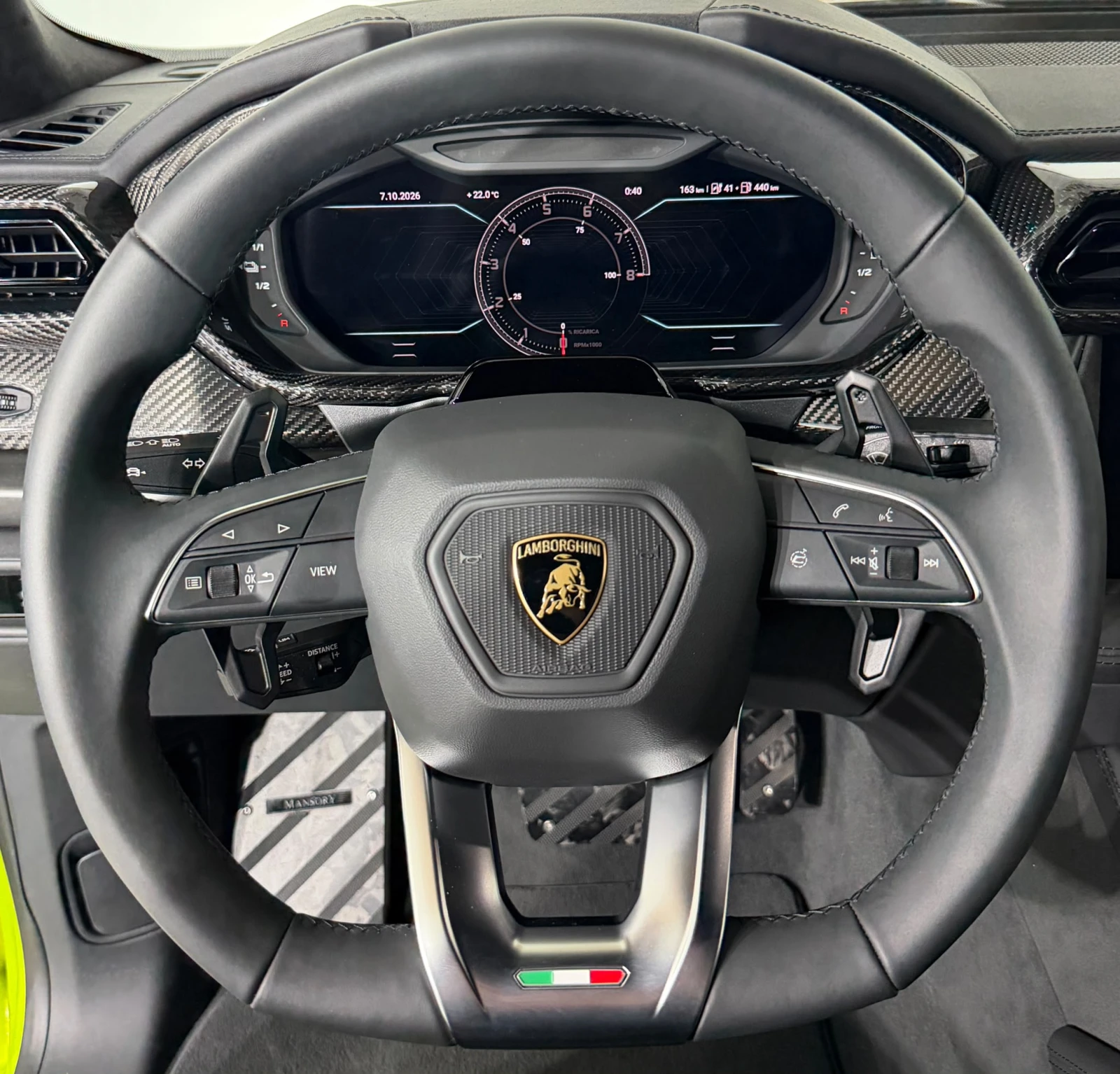 Lamborghini Urus SE* Mansory* Carbon, снимка 11 - Автомобили и джипове - 56438460