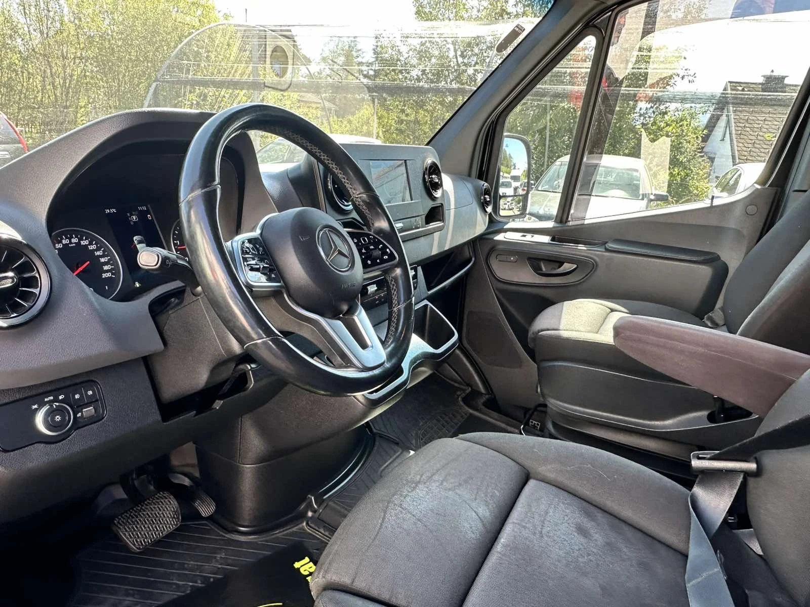 Mercedes-Benz Sprinter 319 MAXI , снимка 11 - Бусове и автобуси - 55652472