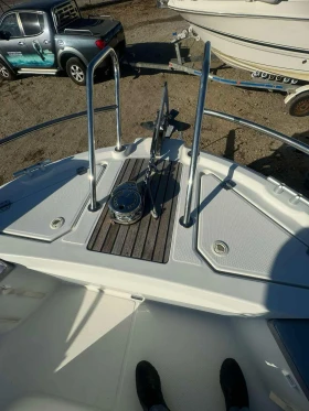 Моторна яхта Beneteau Barracuda 7, снимка 10 - Воден транспорт - 47847605