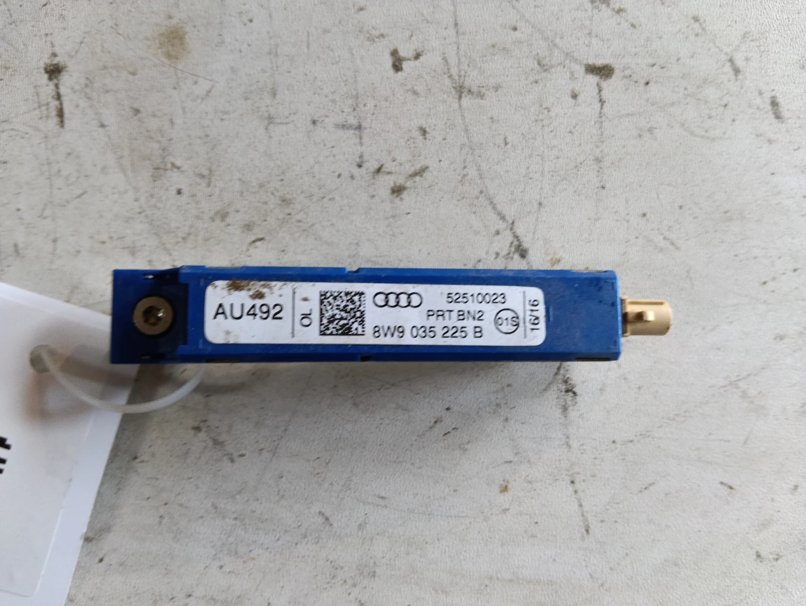 антена 8W9035225B Audi A4