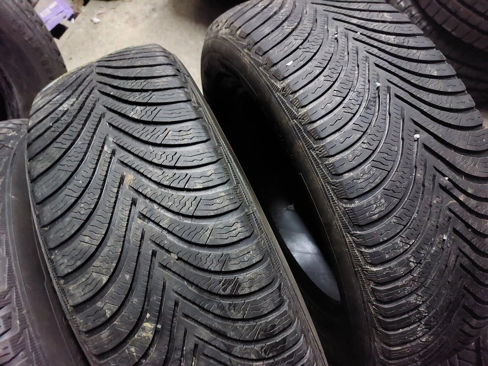 ���� 215/65R16 | Mobile.bg � ����������� 3