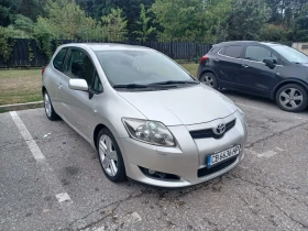 Toyota Auris, снимка 1