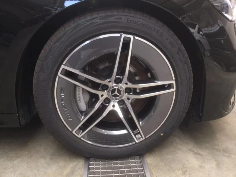 Mercedes-Benz E 450  350 d Coupe AMG, снимка 6 - Автомобили и джипове - 35447598