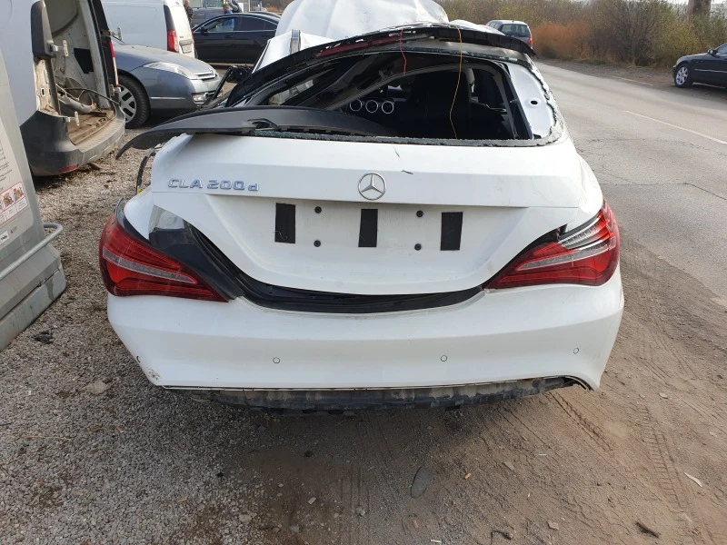 Mercedes-Benz CLA 200 2.0cdi 651, снимка 11 - Автомобили и джипове - 38692000