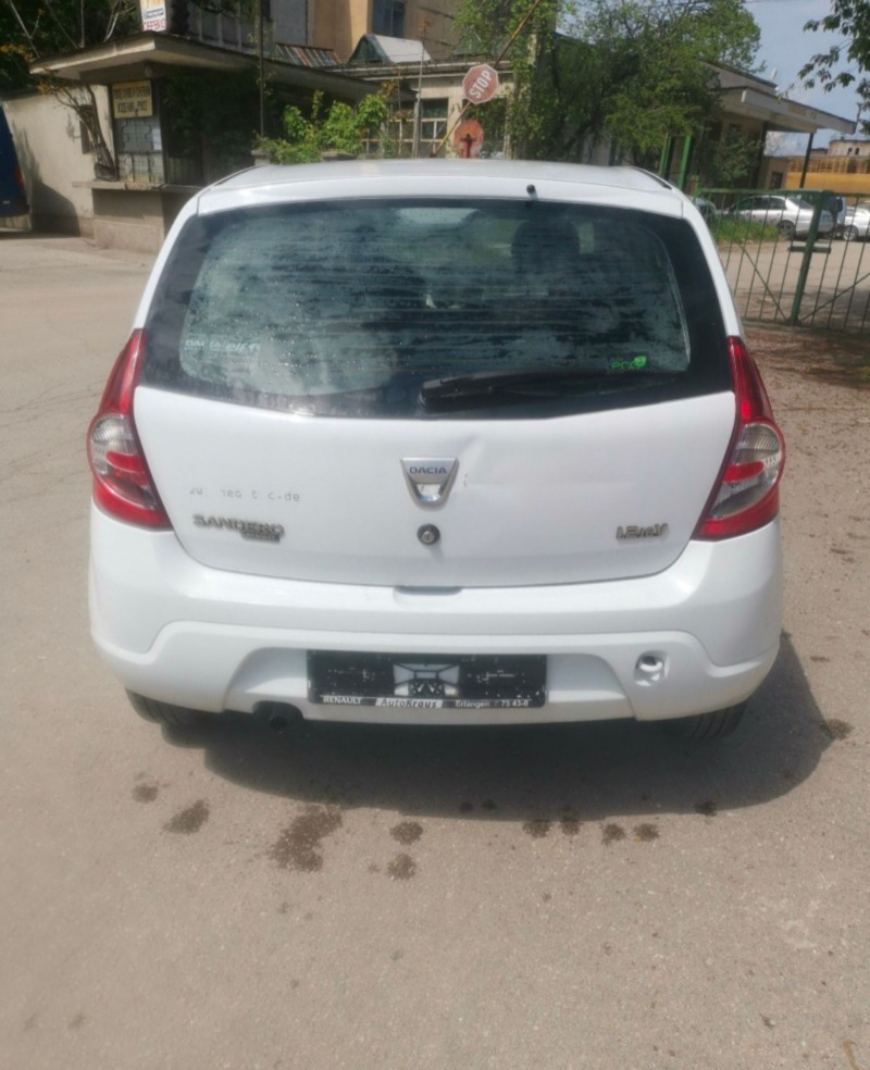 Dacia Sandero 1.2, снимка 5 - Автомобили и джипове - 45299522