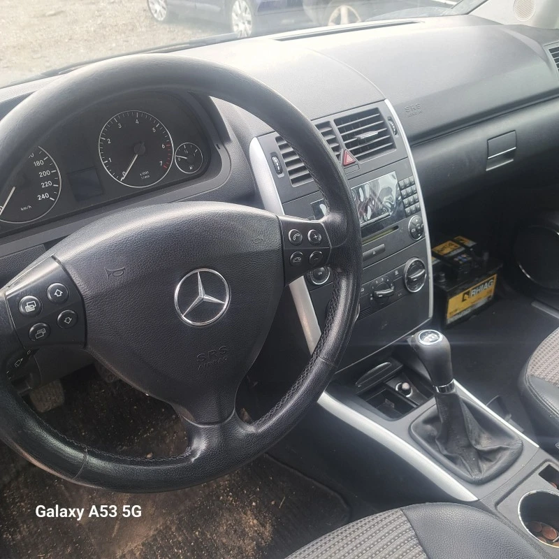 Mercedes-Benz A 150 1.5 i, снимка 4 - Автомобили и джипове - 46717208