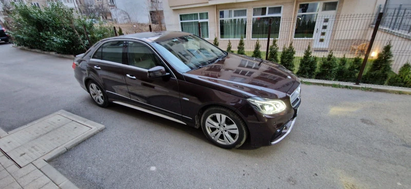 Mercedes-Benz E 350 4matic, снимка 8 - Автомобили и джипове - 46057743