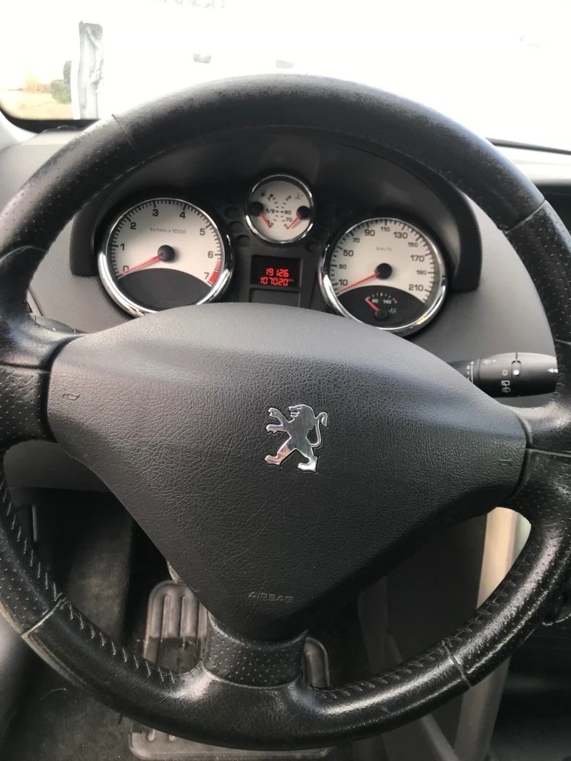 Peugeot 207, снимка 15 - Автомобили и джипове - 47144298