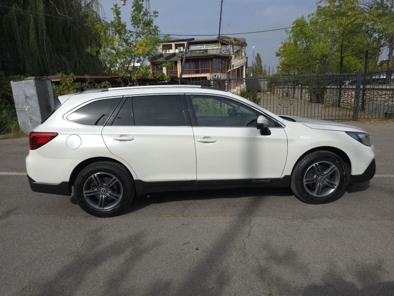 Subaru Outback 2.5 Facelift, снимка 7 - Автомобили и джипове - 47286246