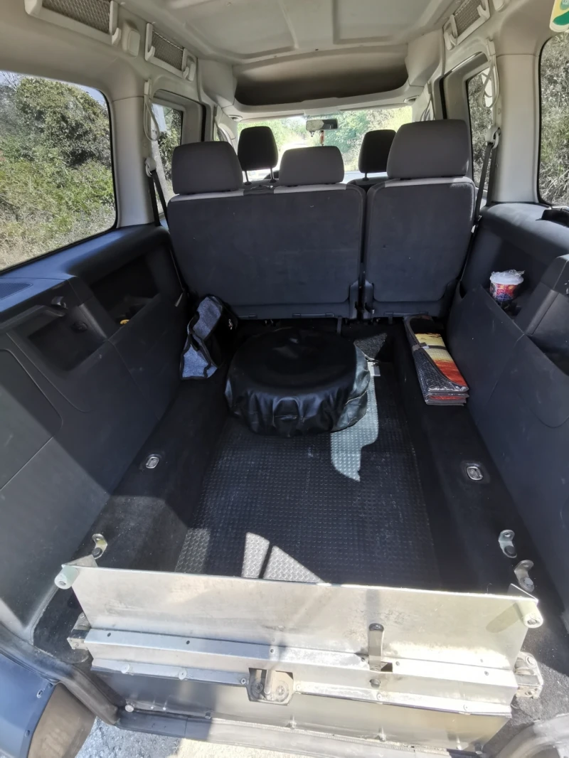 VW Caddy, снимка 11 - Автомобили и джипове - 48947831