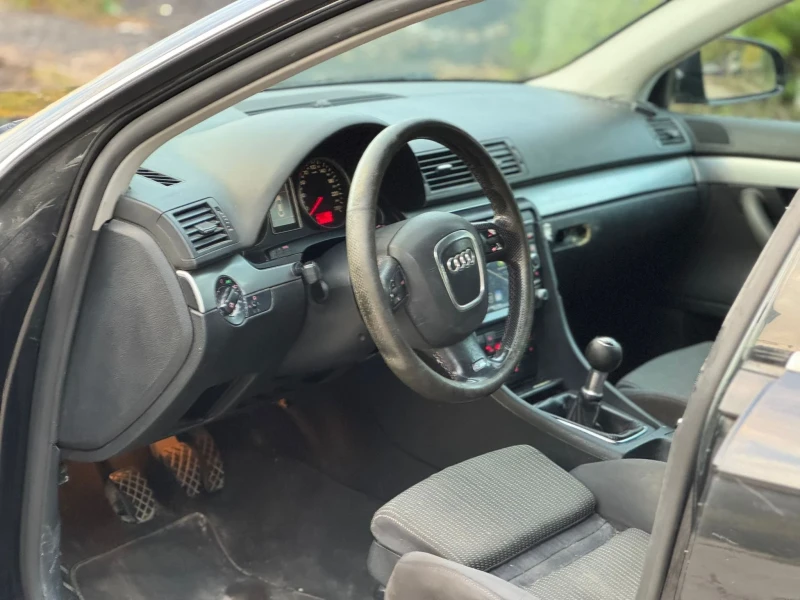 Audi A4, снимка 7 - Автомобили и джипове - 52191937