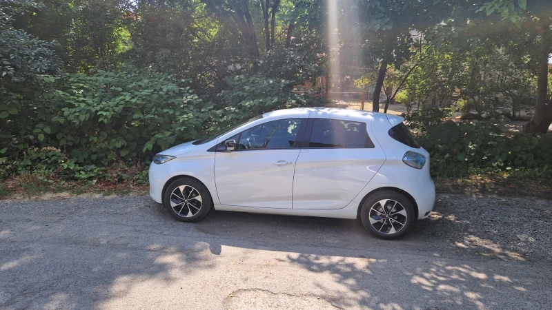 Renault Zoe Z.E 40 , снимка 3 - Автомобили и джипове - 52712351
