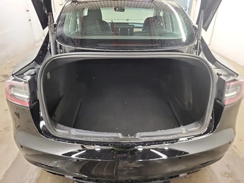 Tesla Model 3 * RWD * CARFAX * БЕЗ ПЪРВОНАЧАЛНА ВНОСКА, снимка 17 - Автомобили и джипове - 53163544
