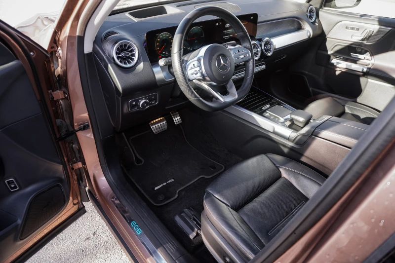 Mercedes-Benz EQB 350* AMG* NIGHT* 4M* 27km* FULL* ГАРАНЦИЯ, снимка 8 - Автомобили и джипове - 53189384