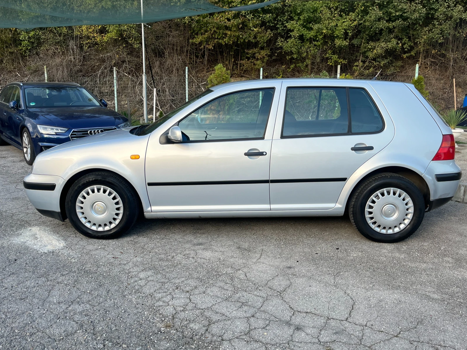 VW Golf 1.4I* 105700KM* КЛИМАТИК*  - изображение 4