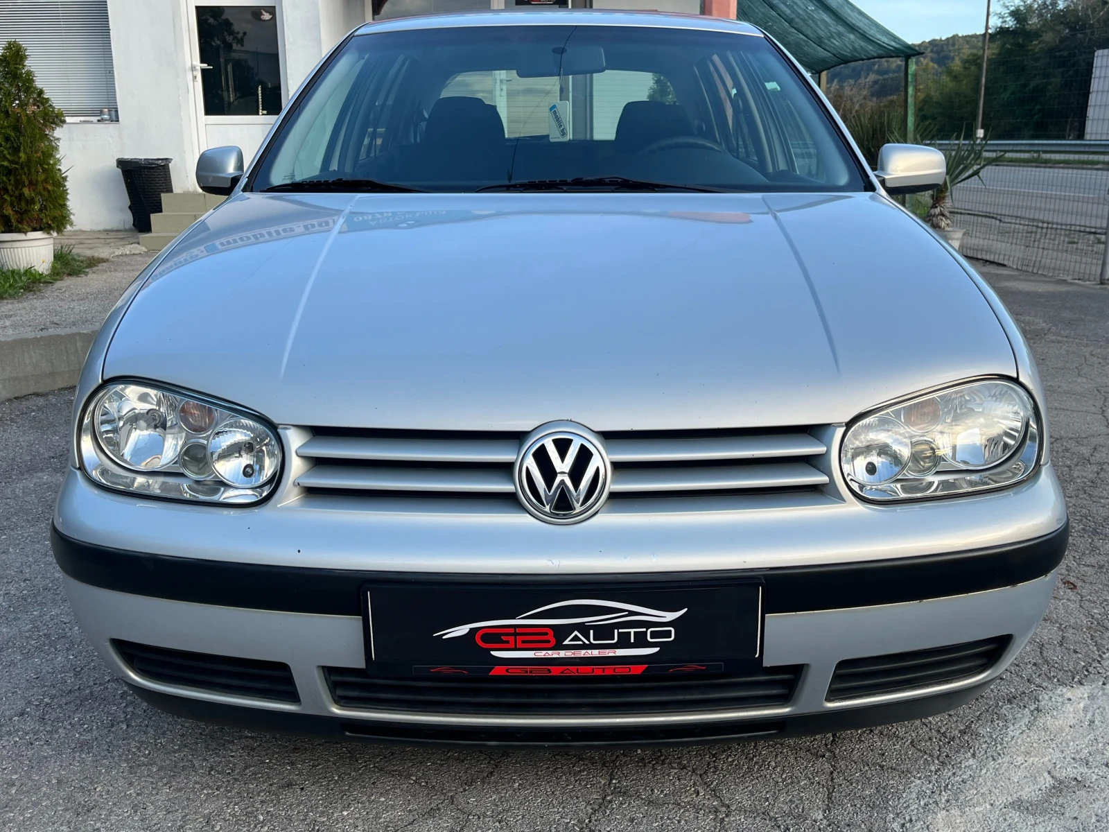 VW Golf 1.4I* 105700KM* КЛИМАТИК*  - изображение 2