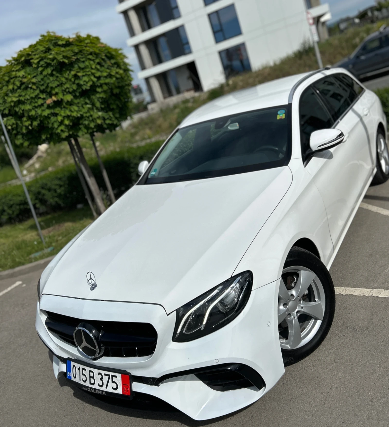 Mercedes-Benz E 220 6.3 PACKET/2.2D/FULL LED/AMG/ - изображение 6