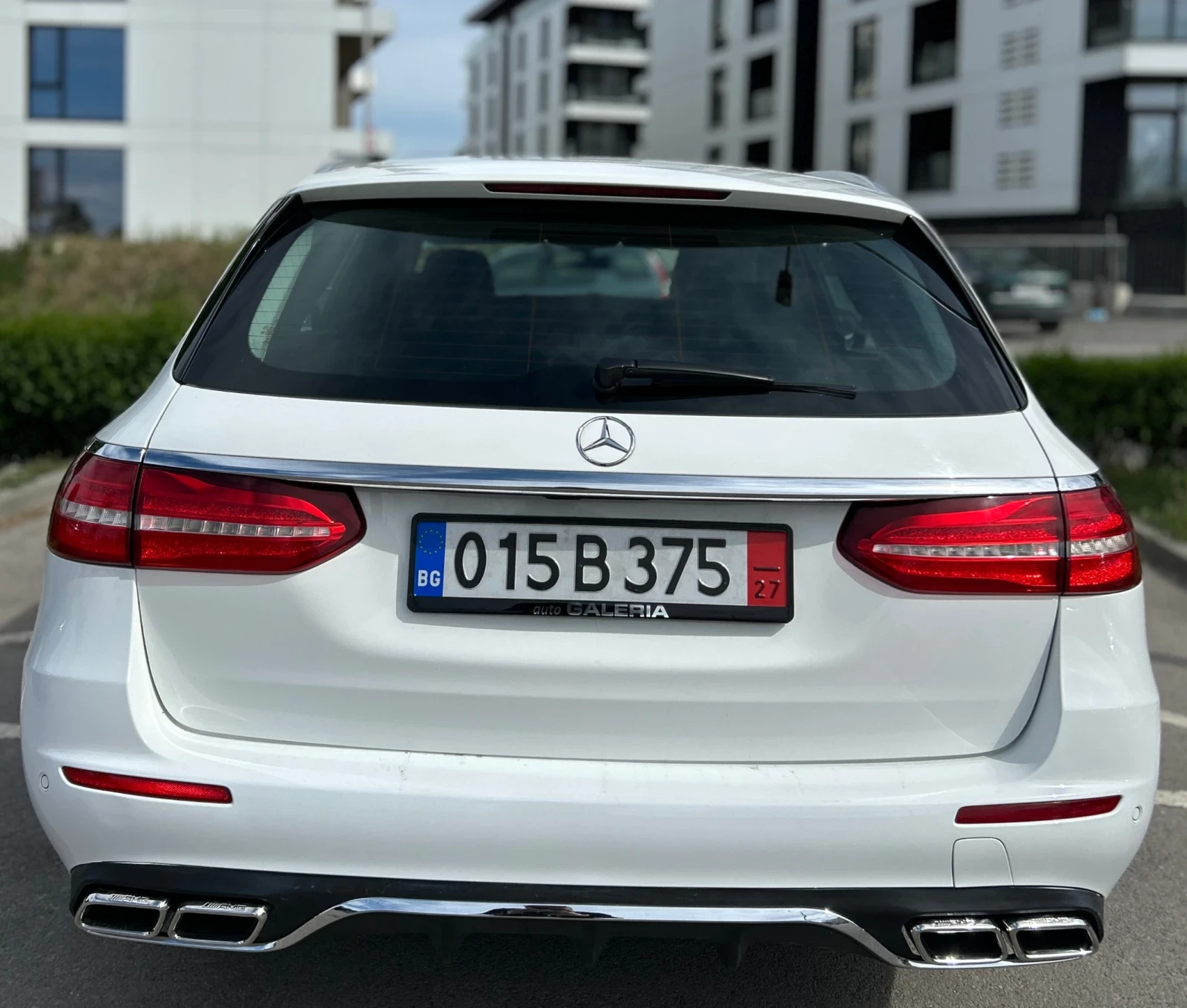 Mercedes-Benz E 220 6.3 PACKET/2.2D/FULL LED/AMG/ - изображение 9