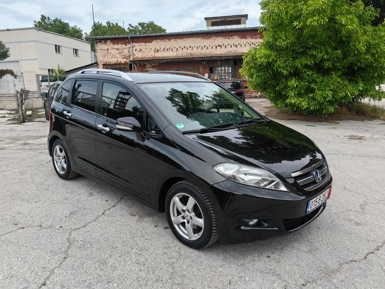 Honda Fr-v 1.8 бензин 140 кс, Евро 4, Facelift модел  - изображение 2
