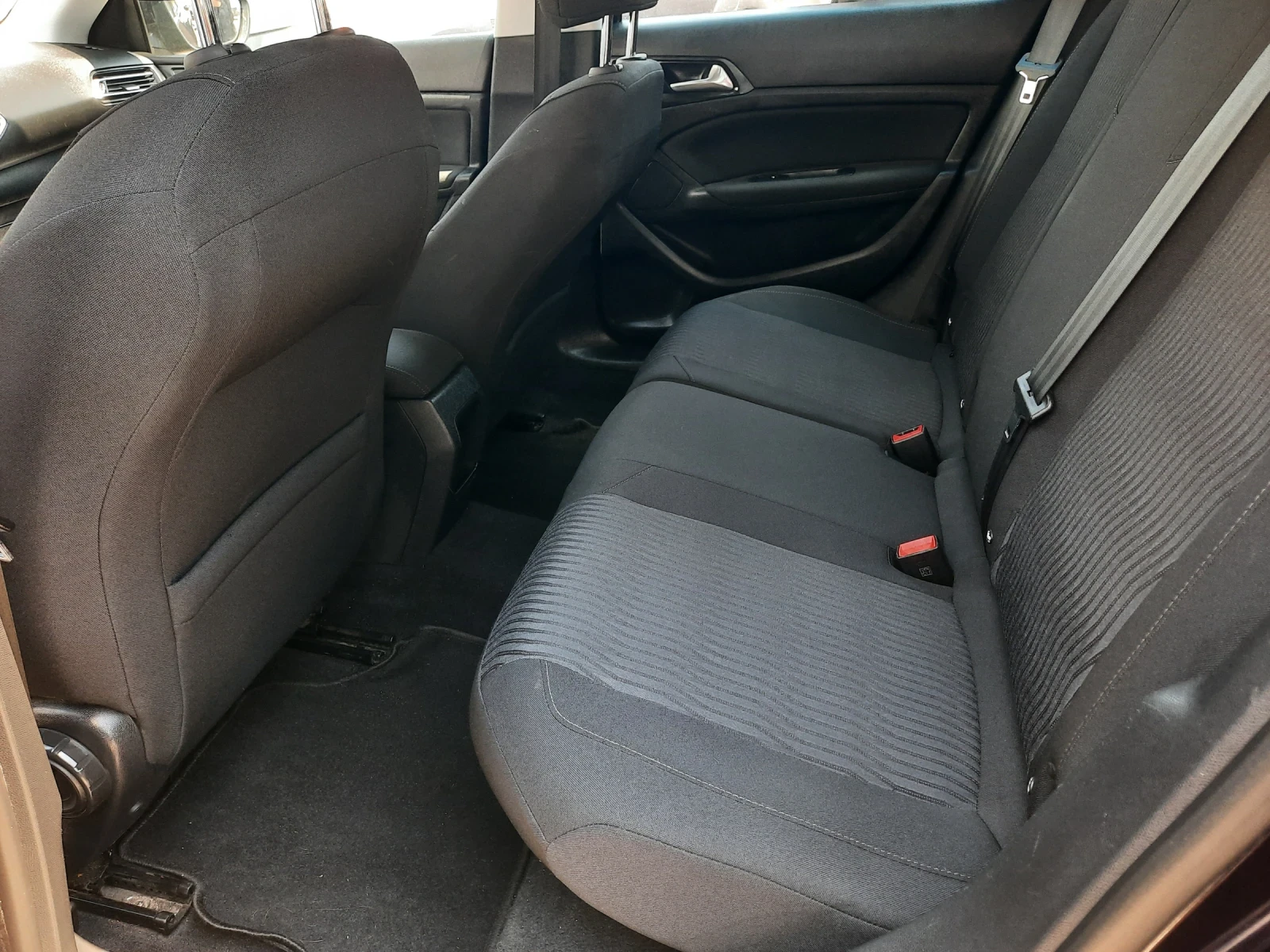 Peugeot 308 2016та 120к.с КАТО НОВА - изображение 10