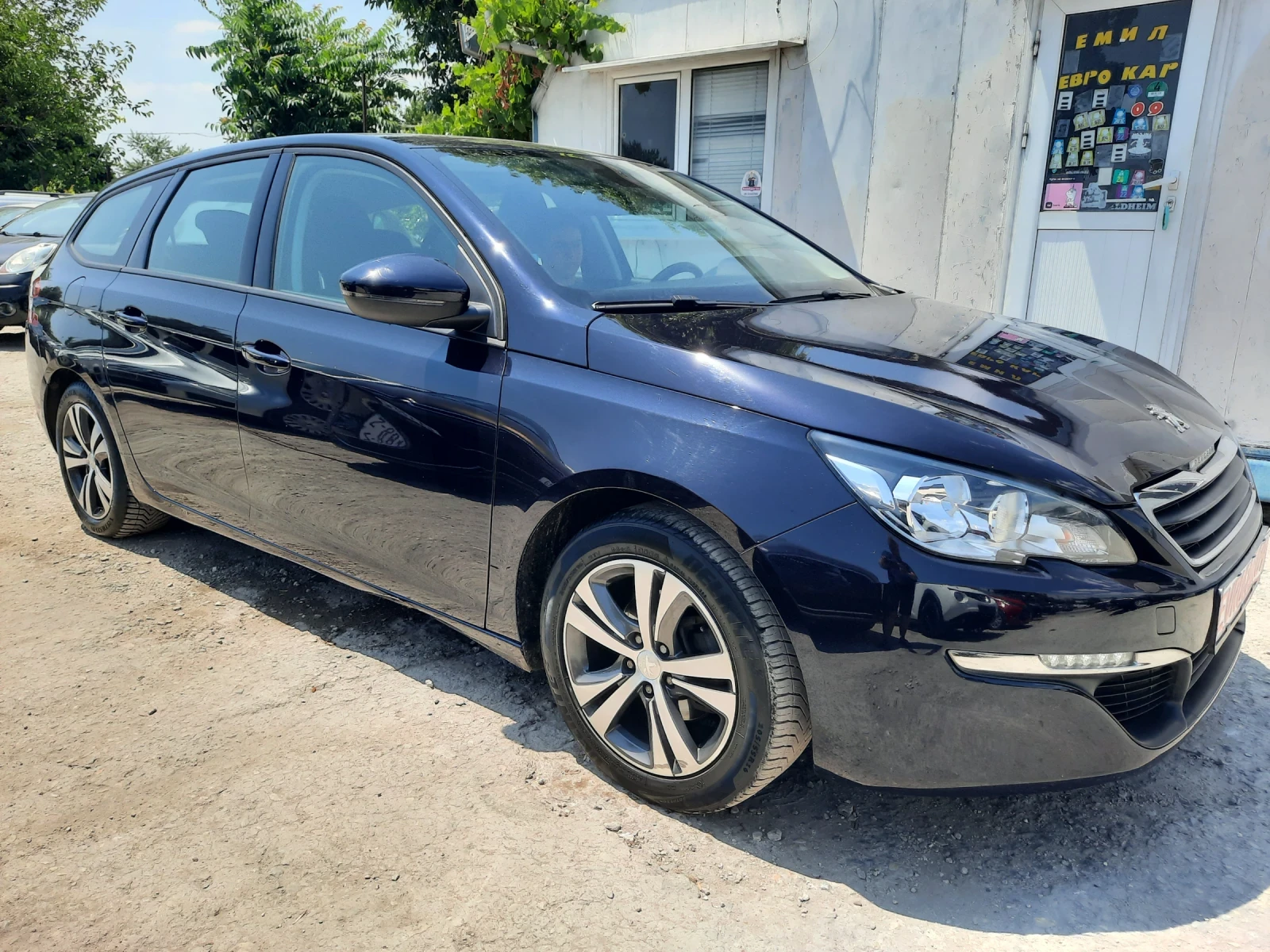 Peugeot 308 2016та 120к.с КАТО НОВА - изображение 4