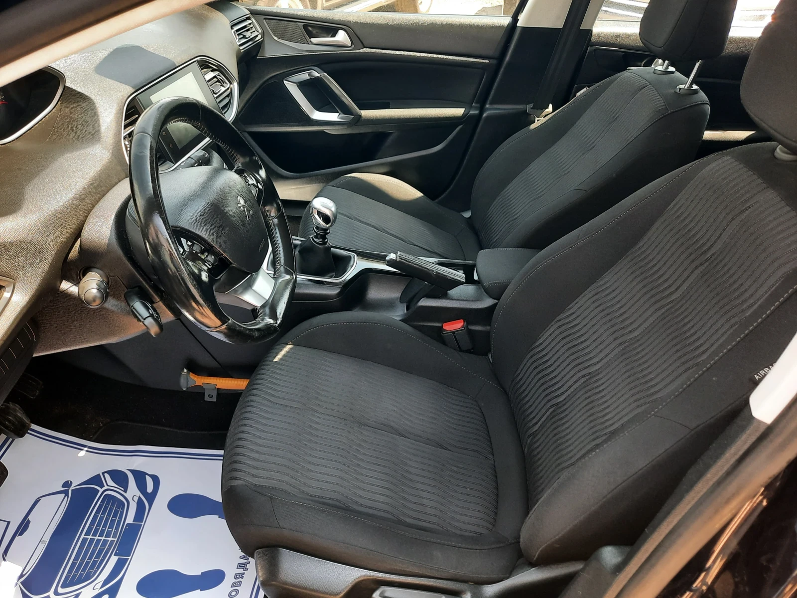 Peugeot 308 2016та 120к.с КАТО НОВА - изображение 8
