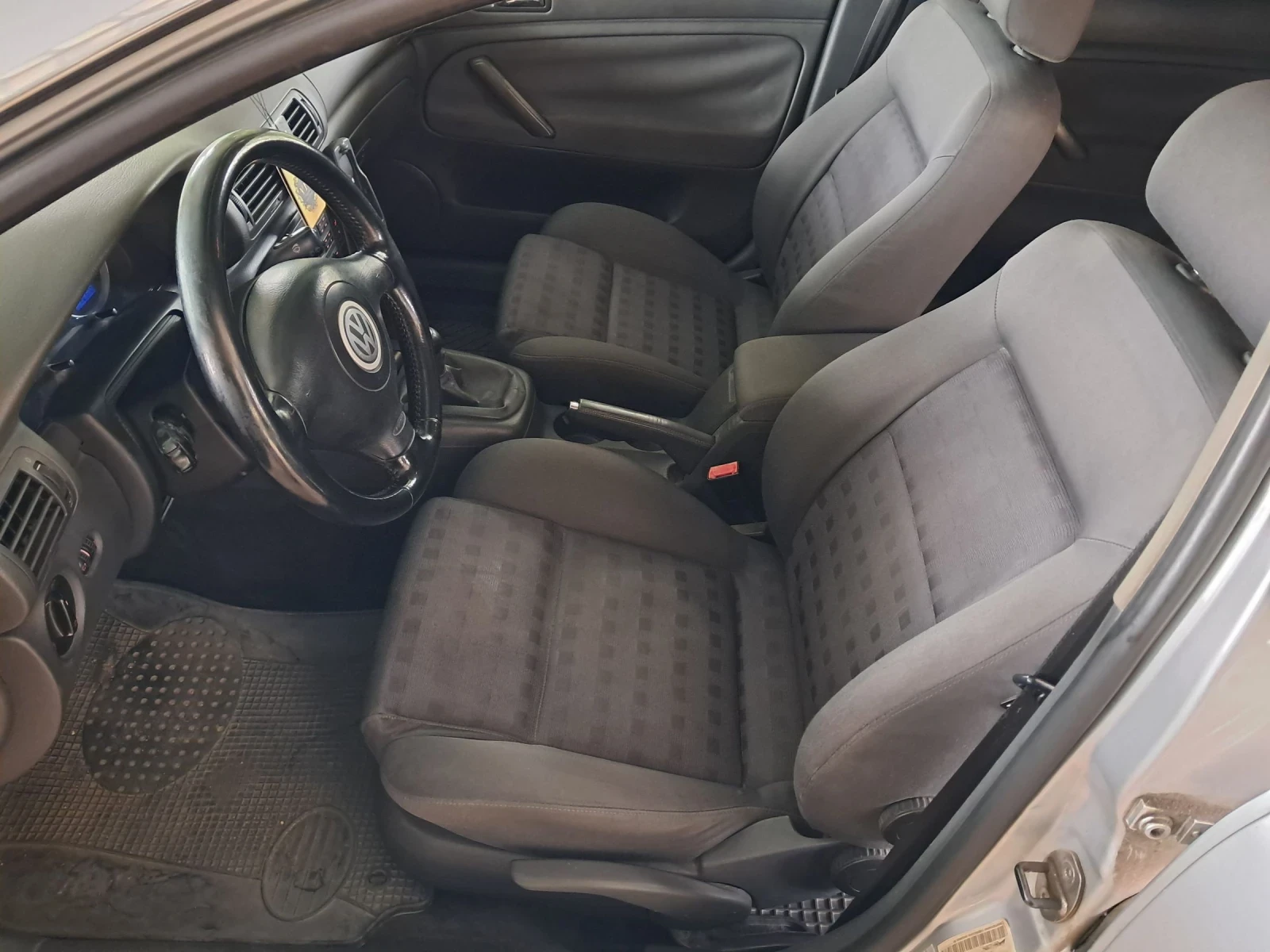 VW Passat 1, 8 Т Газ/бензин  - изображение 9