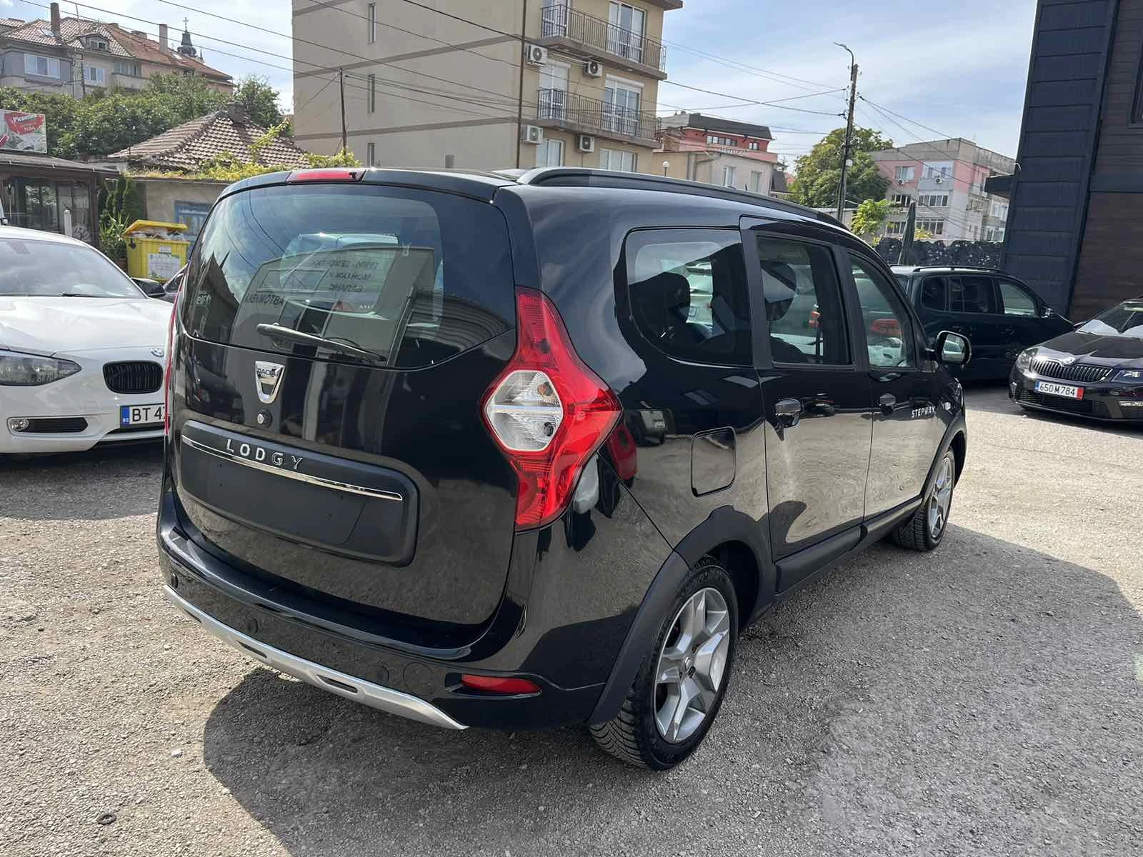 Dacia Lodgy 1.2 Stepway E-6 - изображение 6