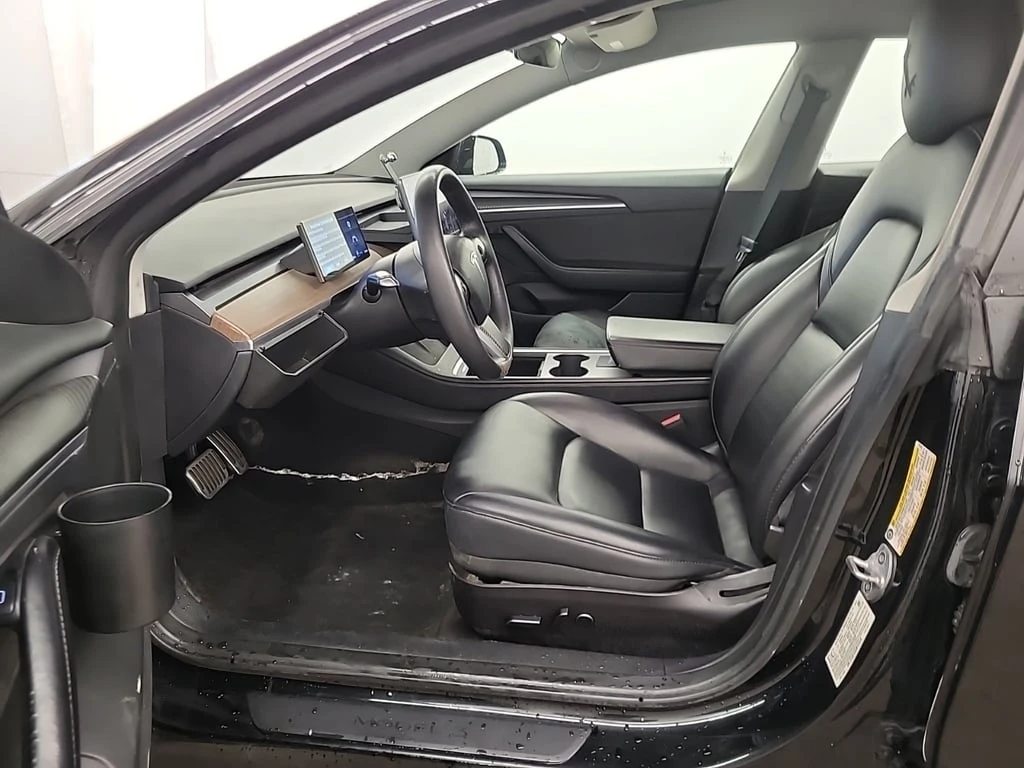 Tesla Model 3 * RWD * CARFAX * ��� ������������ ������ | Mobile.bg � ����������� 5