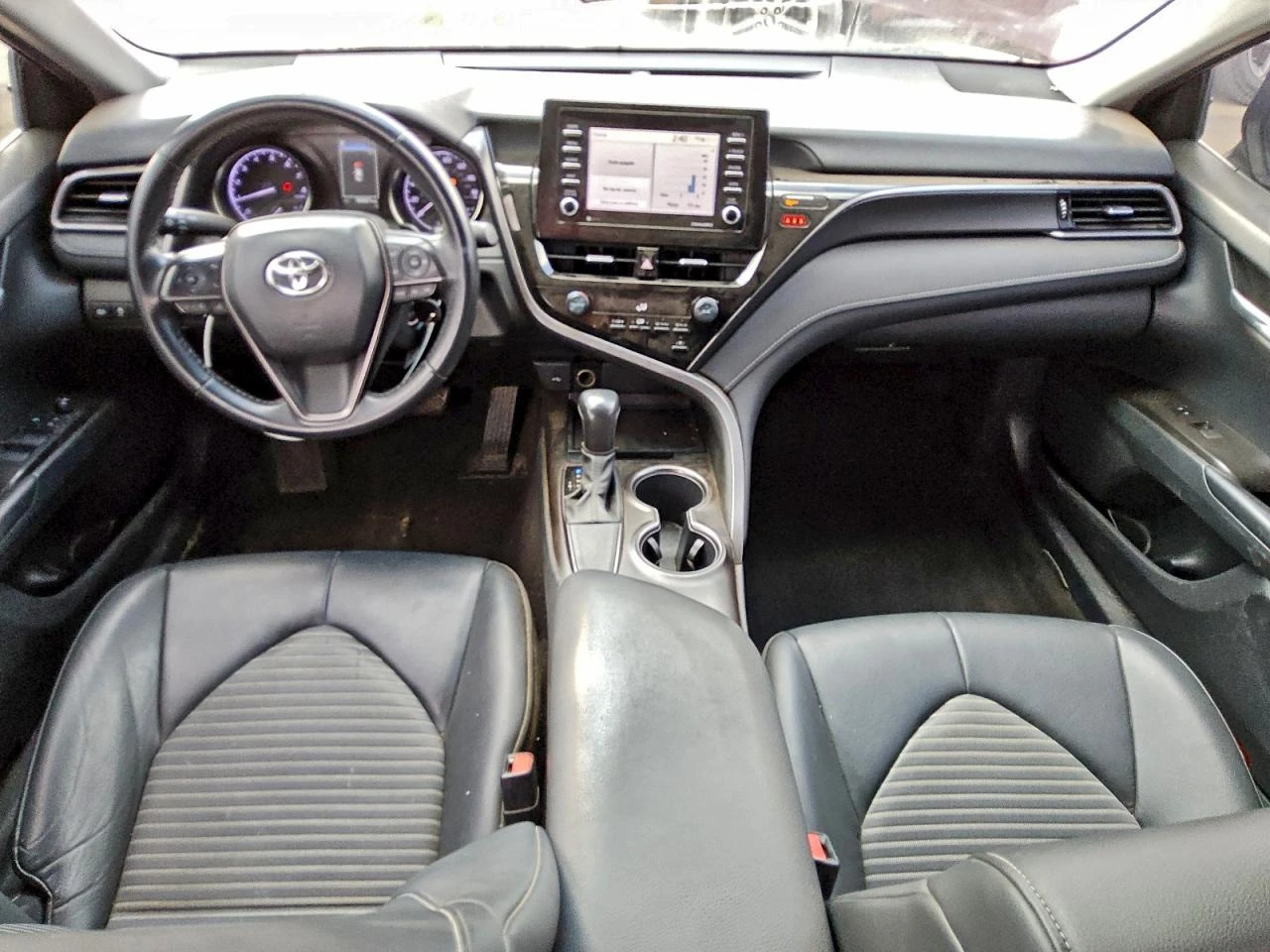 Toyota Camry SE, снимка 8 - Автомобили и джипове - 53946244