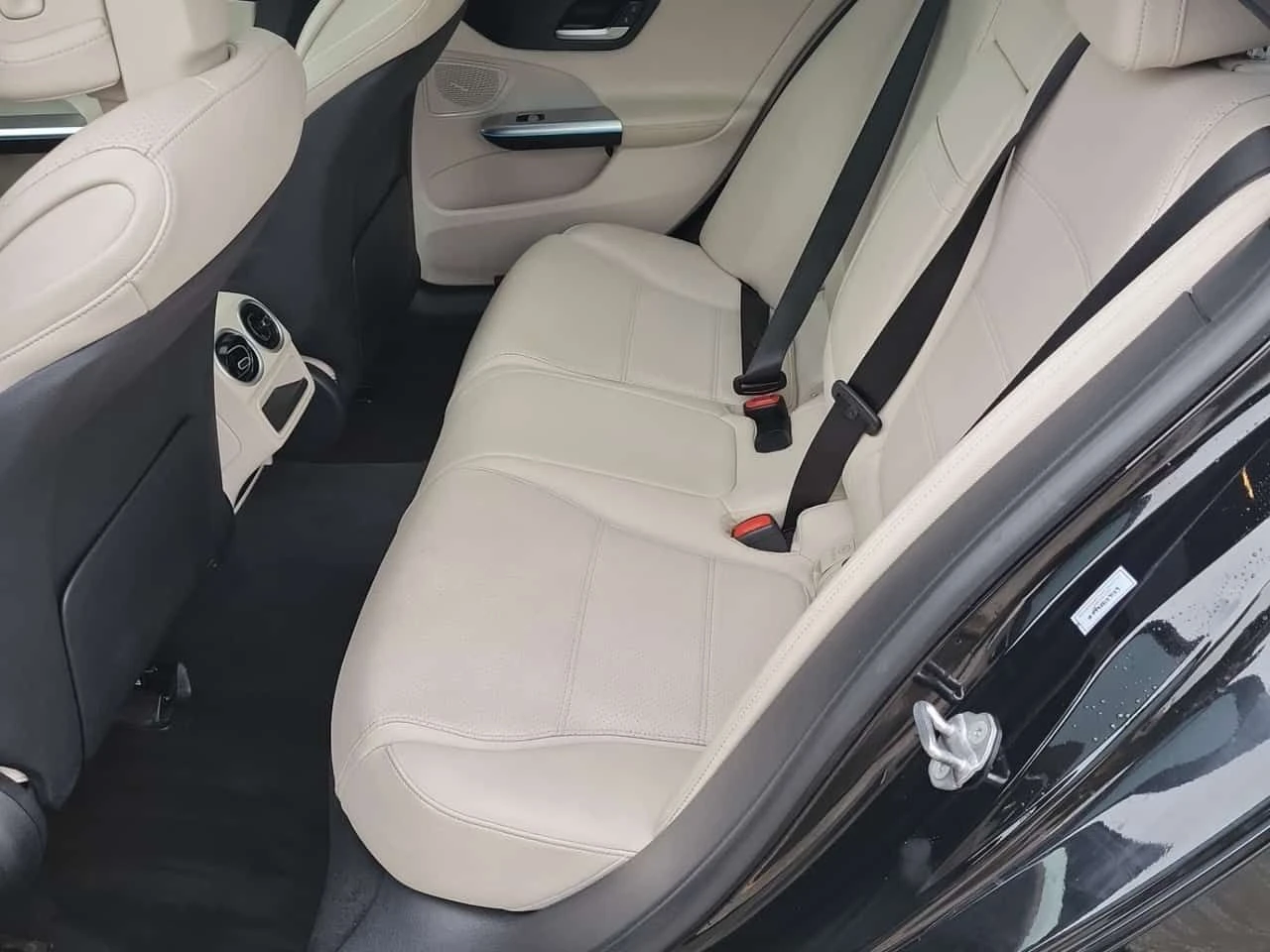Mercedes-Benz C 300 * 4matic * CARFAX * ПАНОРАМА* 2 КЛЮЧА* 360 КАМЕРА*, снимка 13 - Автомобили и джипове - 54421720
