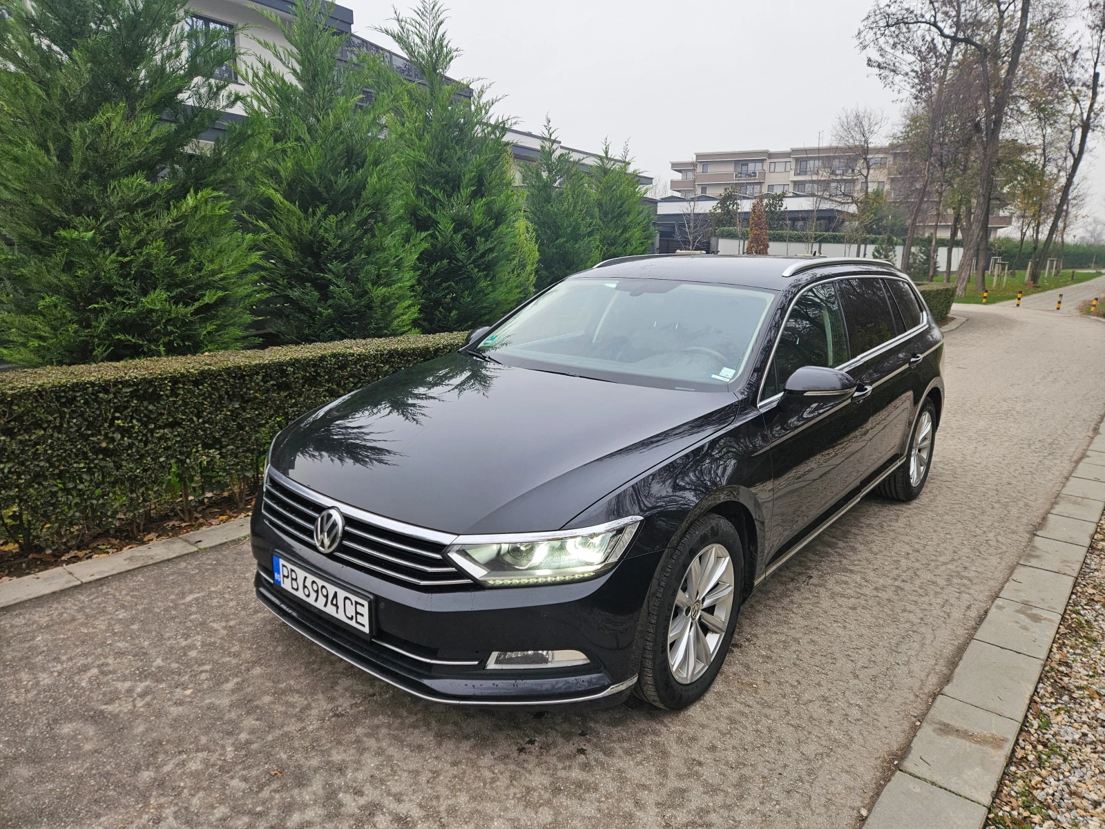 VW Passat B8 COMFORTLINE 7DSG, снимка 2 - Автомобили и джипове - 54561270