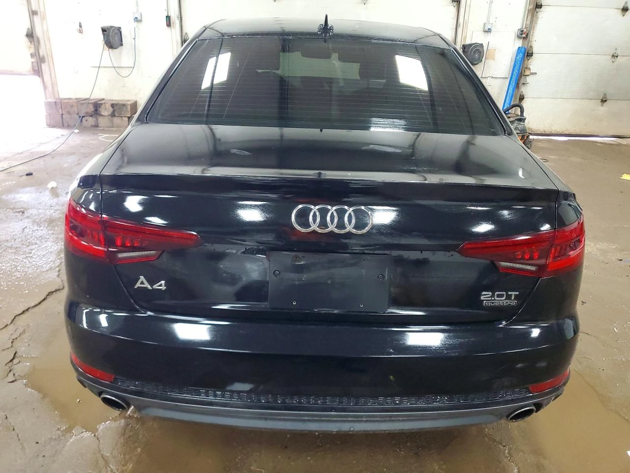 Audi A4 2.0l Premium, снимка 6 - Автомобили и джипове - 54919524