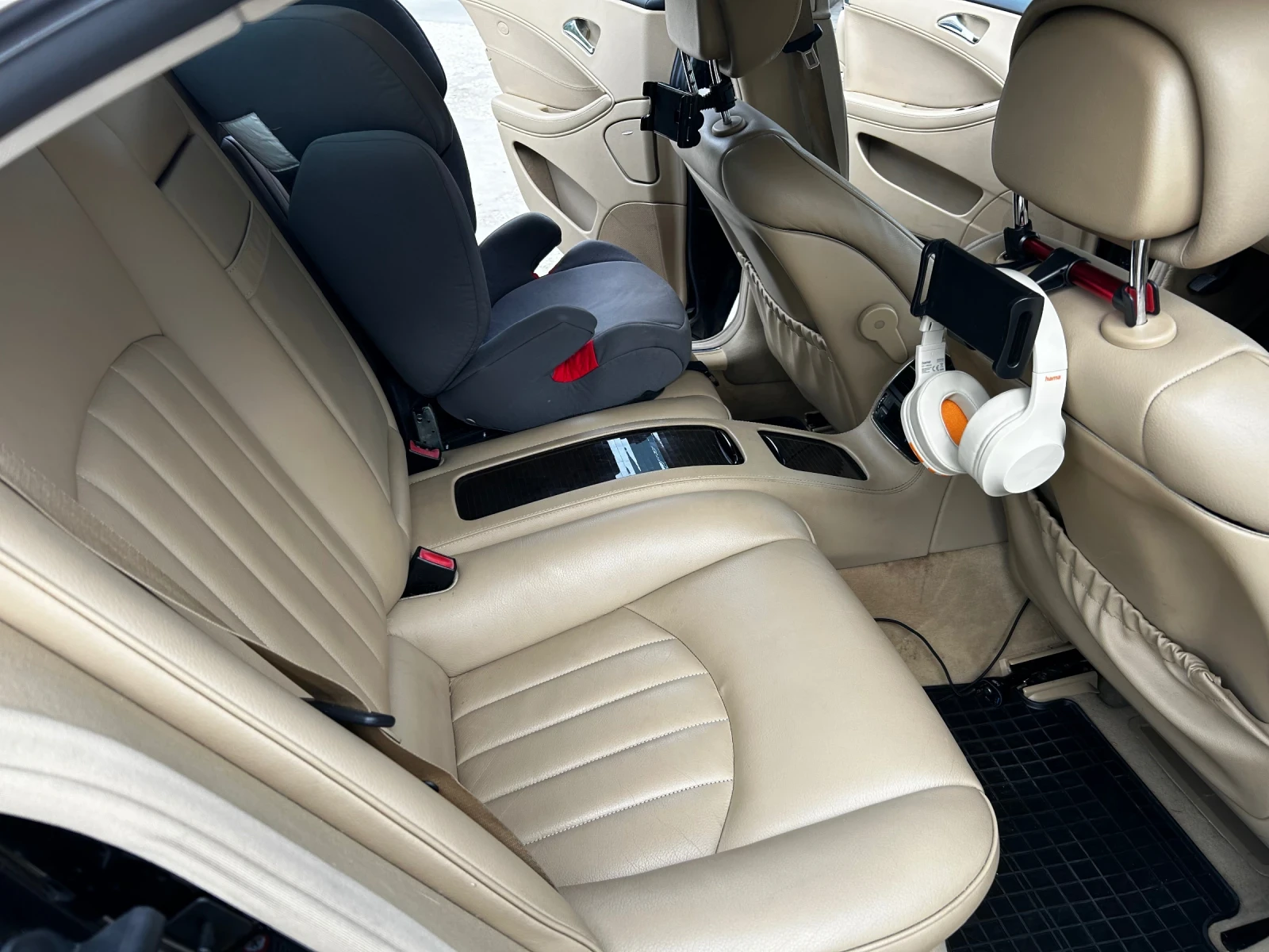 Mercedes-Benz CLS 320, снимка 8 - Автомобили и джипове - 55211323