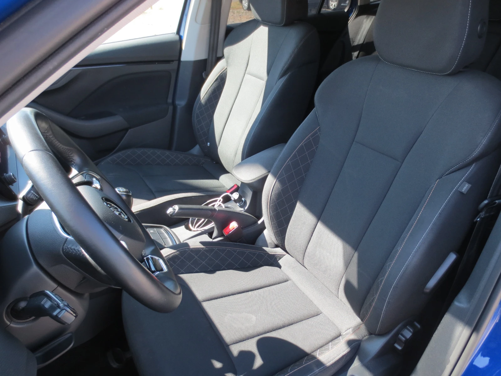 Skoda Scala 1.2 i, снимка 10 - Автомобили и джипове - 55671684