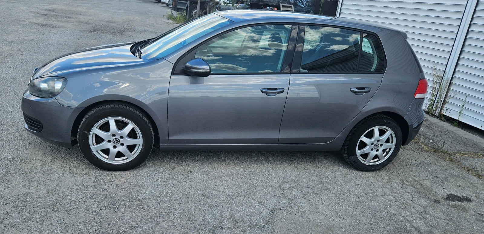 VW Golf 2.0TDI, снимка 4 - Автомобили и джипове - 55672576