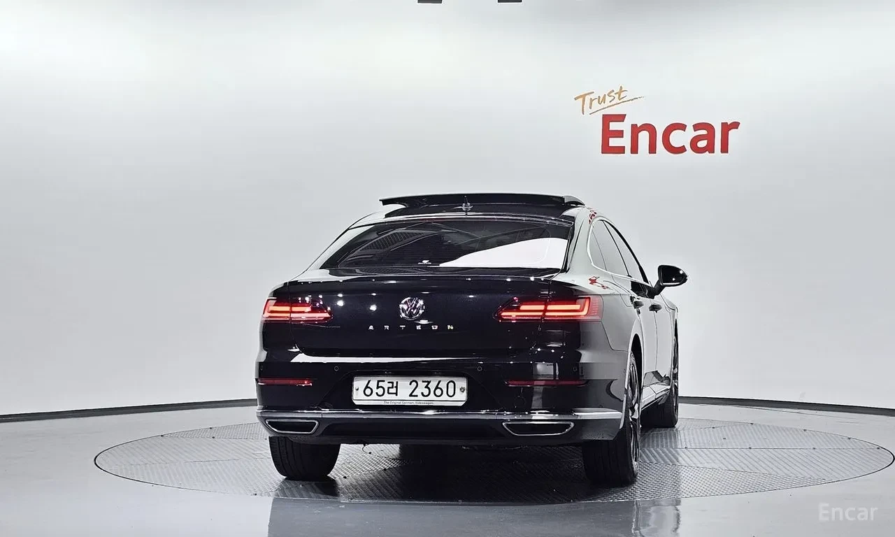 VW Arteon TDI* Prestige* 360* Шибидах* HUD* Обдух* Подгрев* , снимка 4 - Автомобили и джипове - 55742062