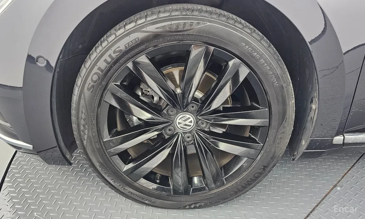 VW Arteon TDI* Prestige* 360* Шибидах* HUD* Обдух* Подгрев* , снимка 5 - Автомобили и джипове - 55742062