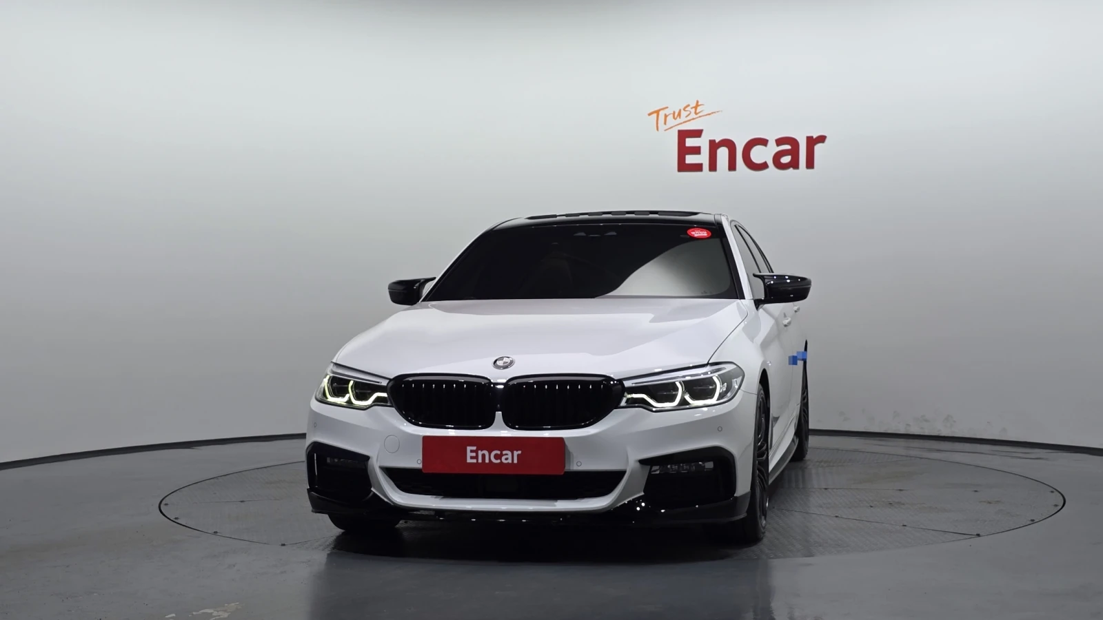 BMW 540 i XDRIVE ' M PKG ' DISTRONIC, снимка 3 - Автомобили и джипове - 55902927