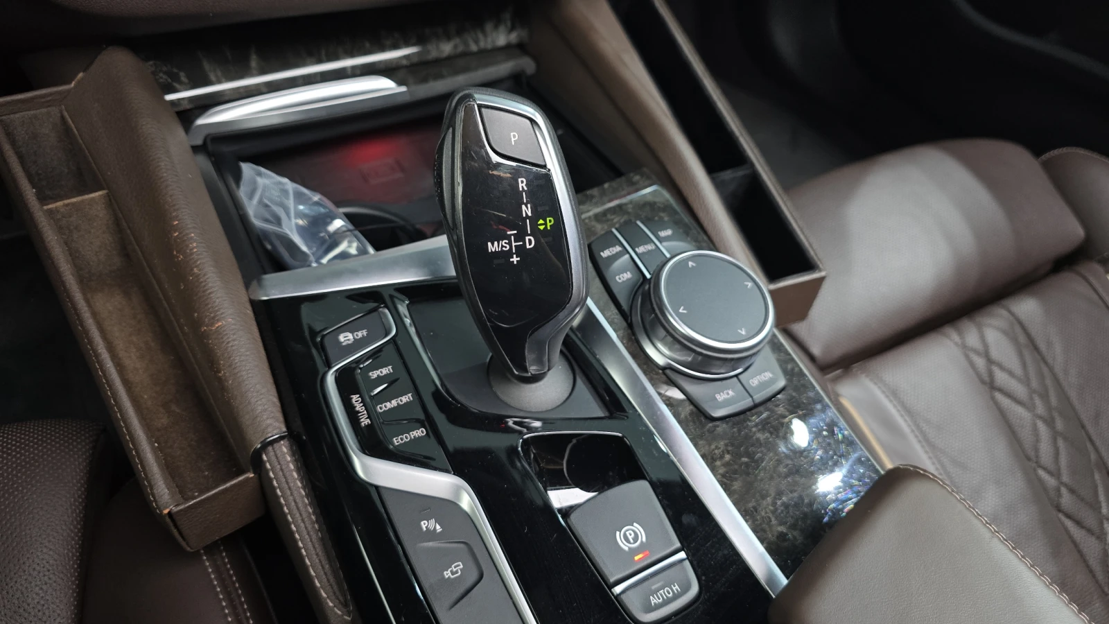 BMW 540 i XDRIVE ' M PKG ' DISTRONIC, снимка 9 - Автомобили и джипове - 55902927