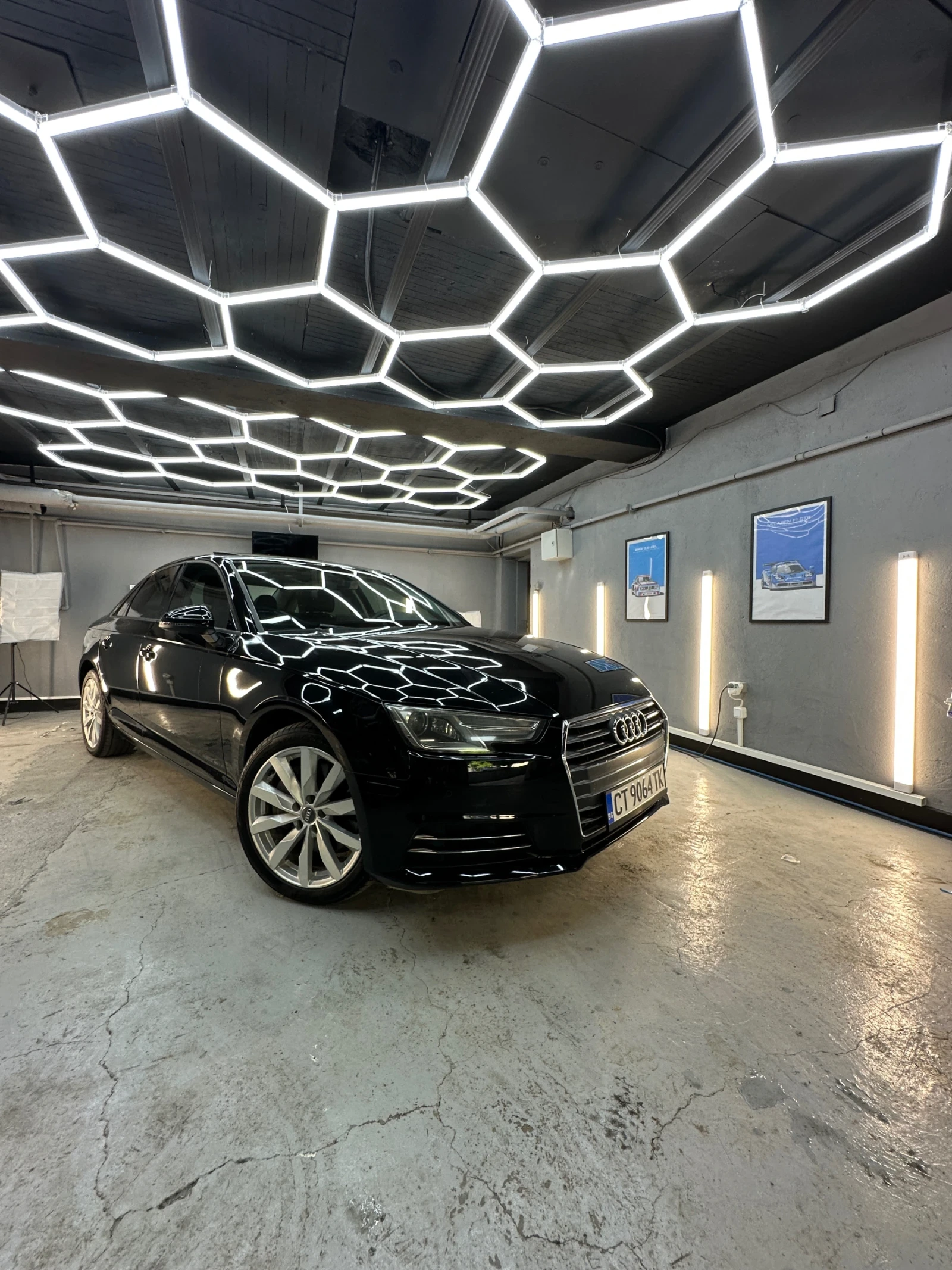 Audi A4 2.0 TFSI, снимка 17 - Автомобили и джипове - 56152448