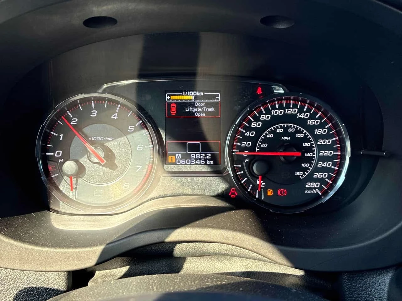 Subaru WRX * Sport tech * CARFAX * , снимка 8 - Автомобили и джипове - 56280090
