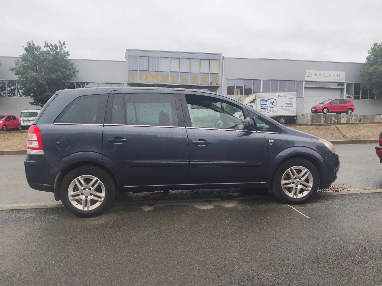 Opel Zafira 1.6, снимка 9 - Автомобили и джипове - 56338902