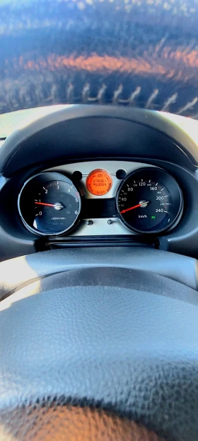 Nissan Qashqai 1.5 dCi-106 к.с/Мулти волан/Panorama/6 скорости, снимка 13