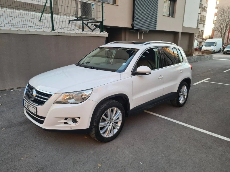 VW Tiguan, снимка 1 - Автомобили и джипове - 46292528