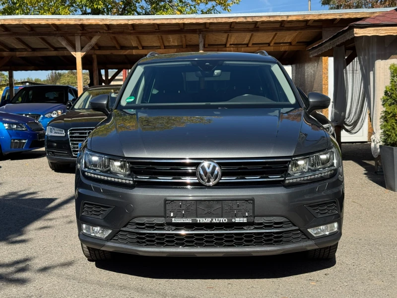 VW Tiguan 190kc* 4x4* СЕРВИЗНА КНИЖКА С ПЪЛНА ИСТОРИЯ В VW, снимка 2 - Автомобили и джипове - 47957466