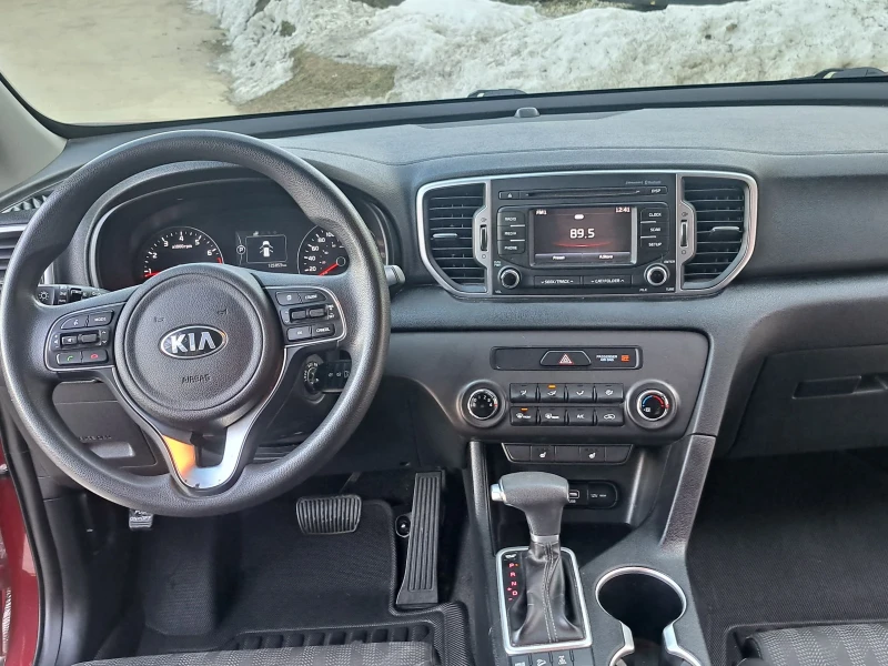 Kia Sportage, снимка 7 - Автомобили и джипове - 49086802