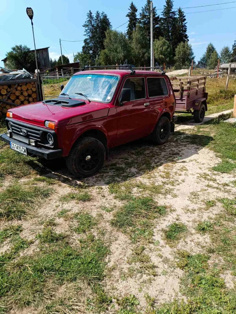 Lada Niva, снимка 2 - Автомобили и джипове - 52450247