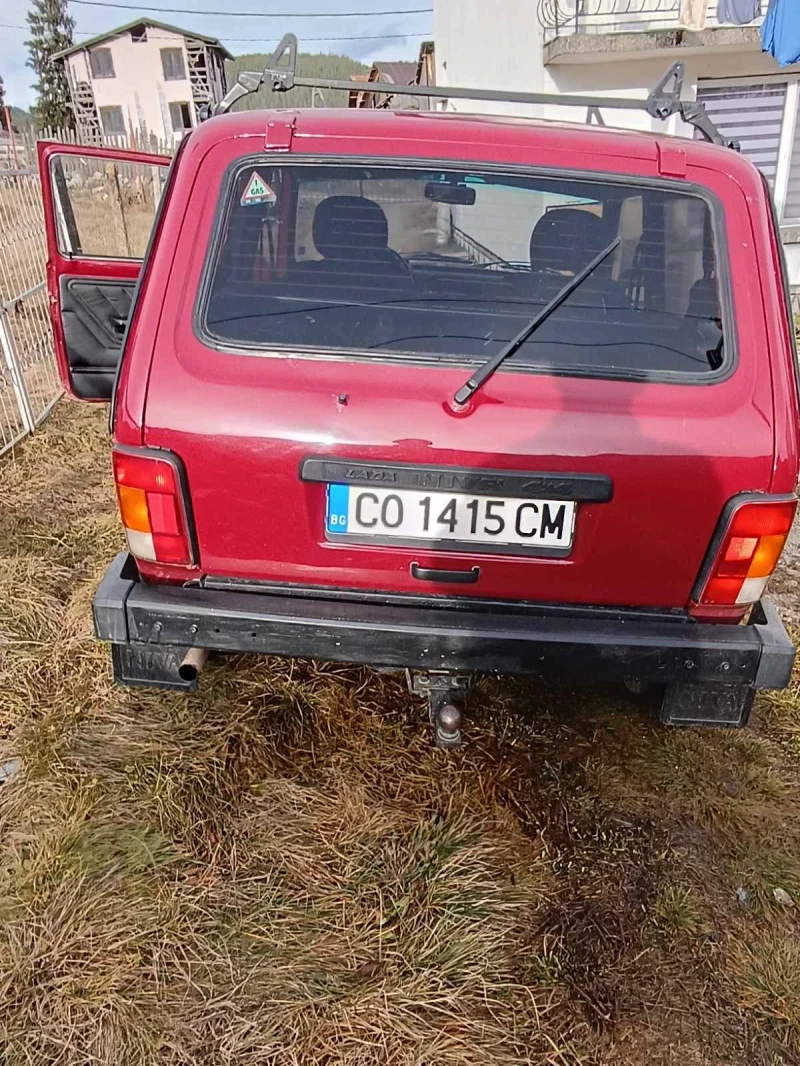 Lada Niva, снимка 4 - Автомобили и джипове - 52450247