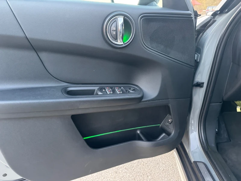 Mini Countryman All4, снимка 10 - Автомобили и джипове - 51907649